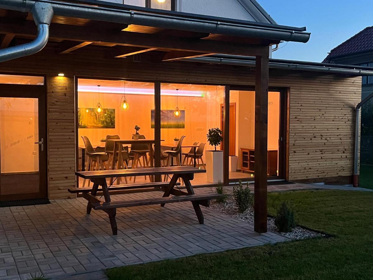 Penzion 411 Solnice Exterior foto